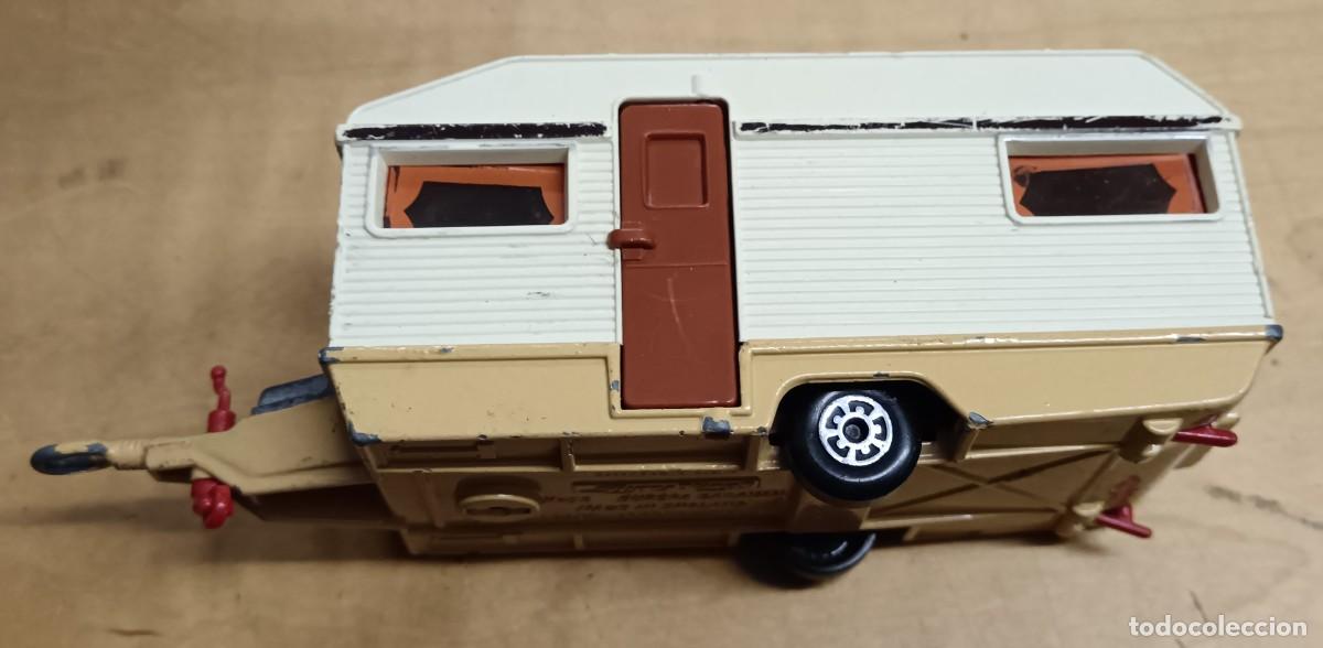 Coches a escala: EUROPA CARAVAN K-69 MATCHBOX LESNEY SUPER KINGS ENGLAND A&Ntilde;O 1978 15 CM. LARGO