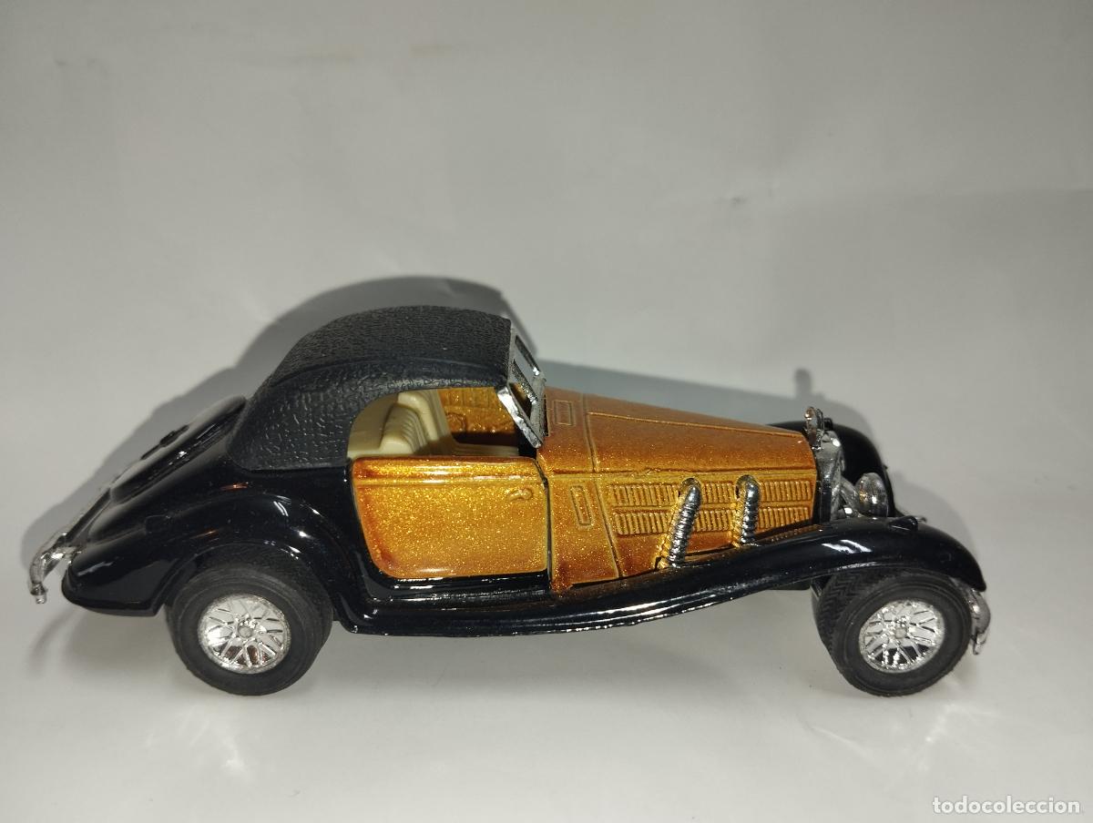 Coches a escala: Coche antiguo a escala