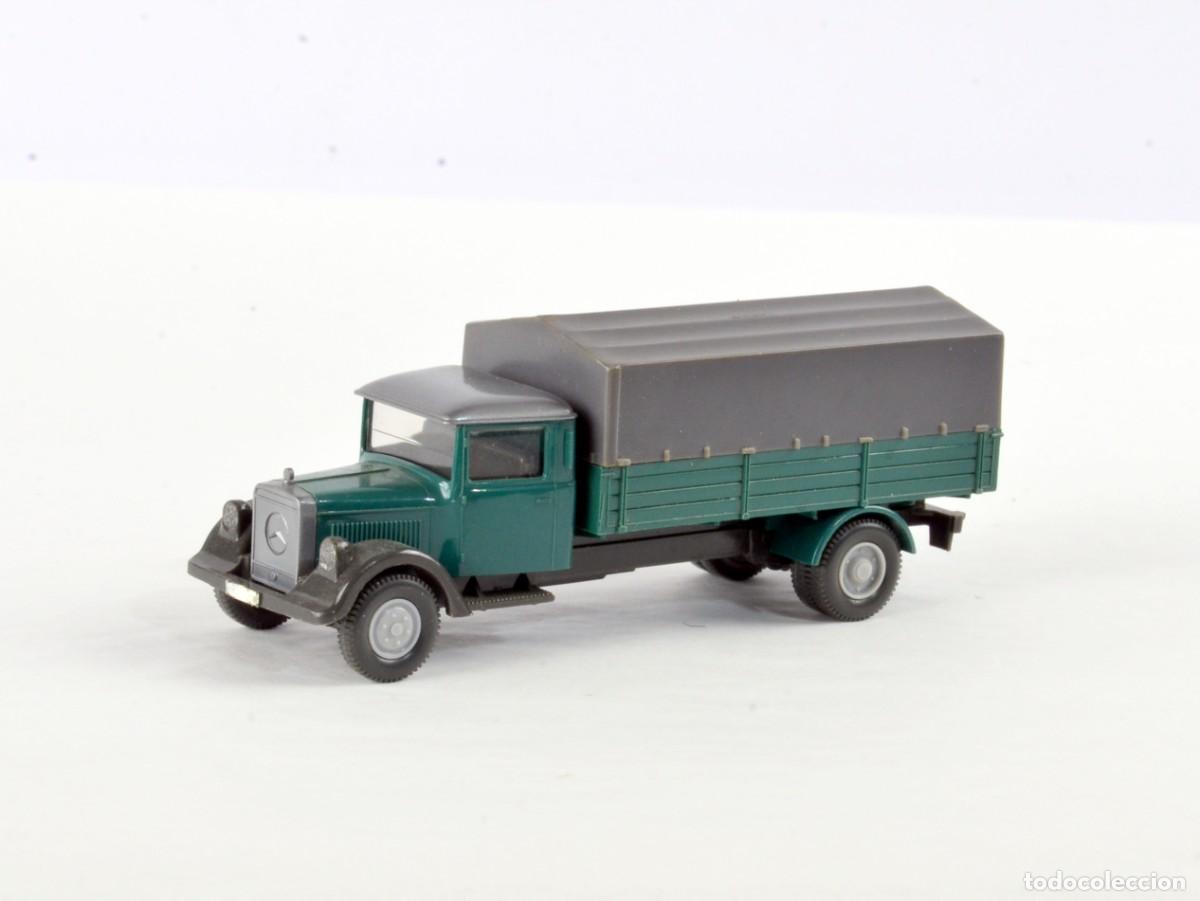 Coches a escala: Wiking Escala 1:87 H0 Cami&oacute;n Mercedes Benz L2500 Verde Impecable