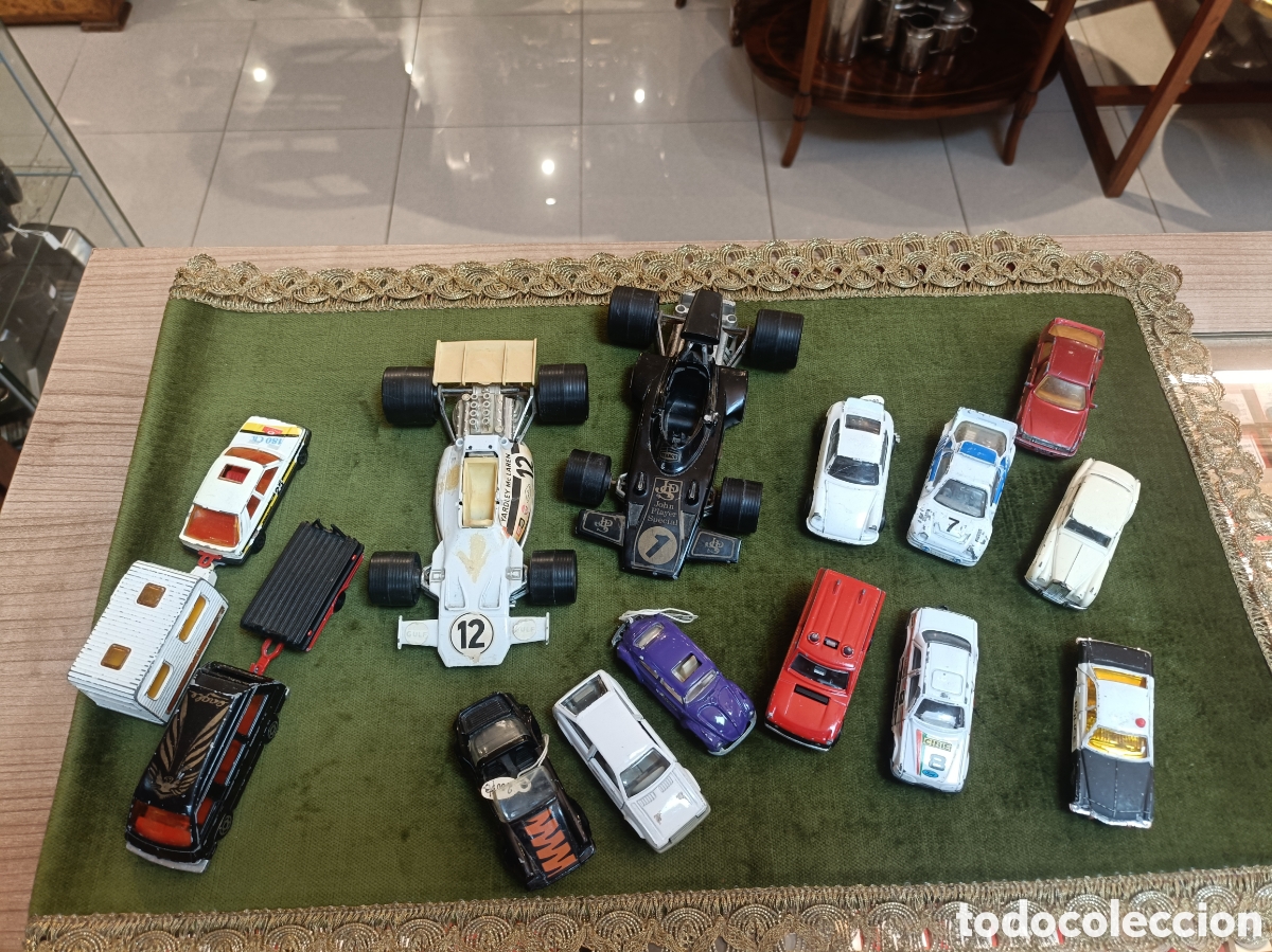 Coches a escala: LOTE DE 14 COCHES ANTIGUOS