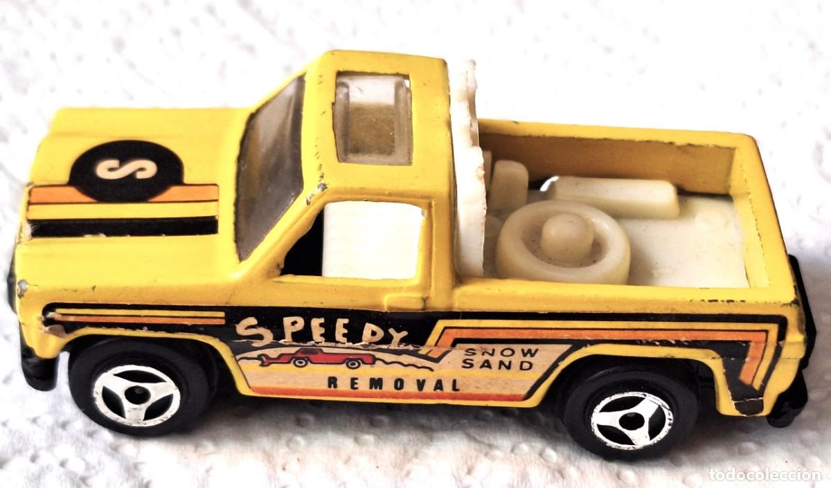 Coches a escala: COCHE ESCALA ANTIGUO - CAMIONETA AYUDA RAPIDA - A&Ntilde;OS 80 - MARCA GISIMA
