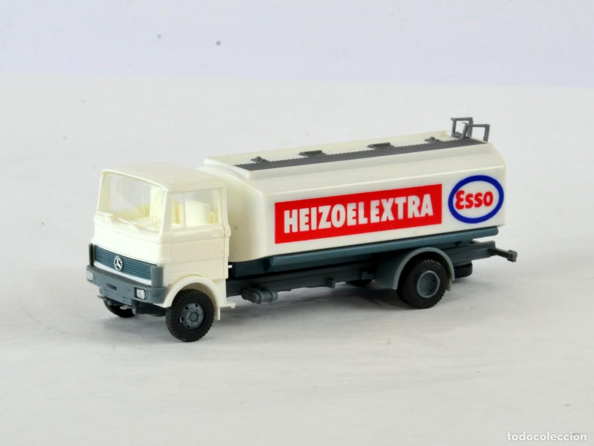 Coches a escala: Pralin&eacute; Escala 1:87 H0 Mercedes Benz LP809 Esso Heizoel