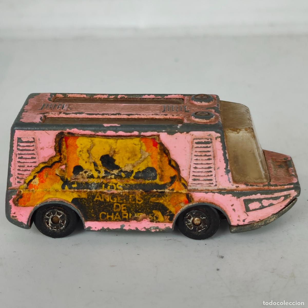 Coches a escala: FURGONETA STRETCHA FETCHA SERIE LOS ANGELES DE CHARLIE DE LA MARCA MIRA 1,64