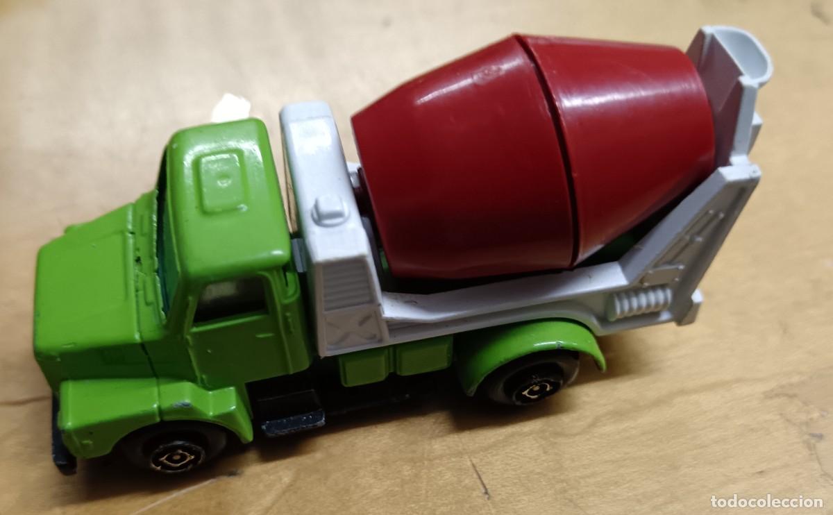 Coches a escala: HORMIGONERA VOLVO GUISVAL MADE IN SPAIN 7 CM. LARGO