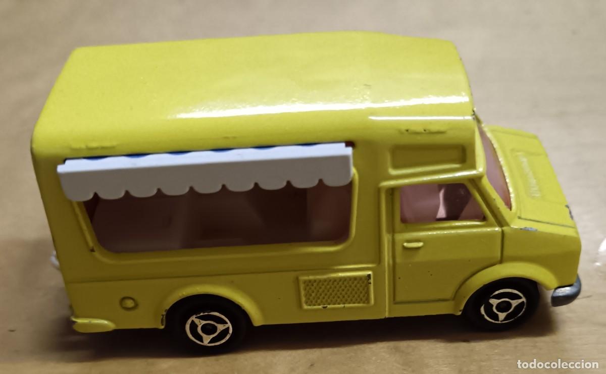 Coches a escala: FOURGON HELADOS ECH 1/67 N&ordm; 224-259 MAJORETTE MADE IN FRANCE 7 CM. LARGO