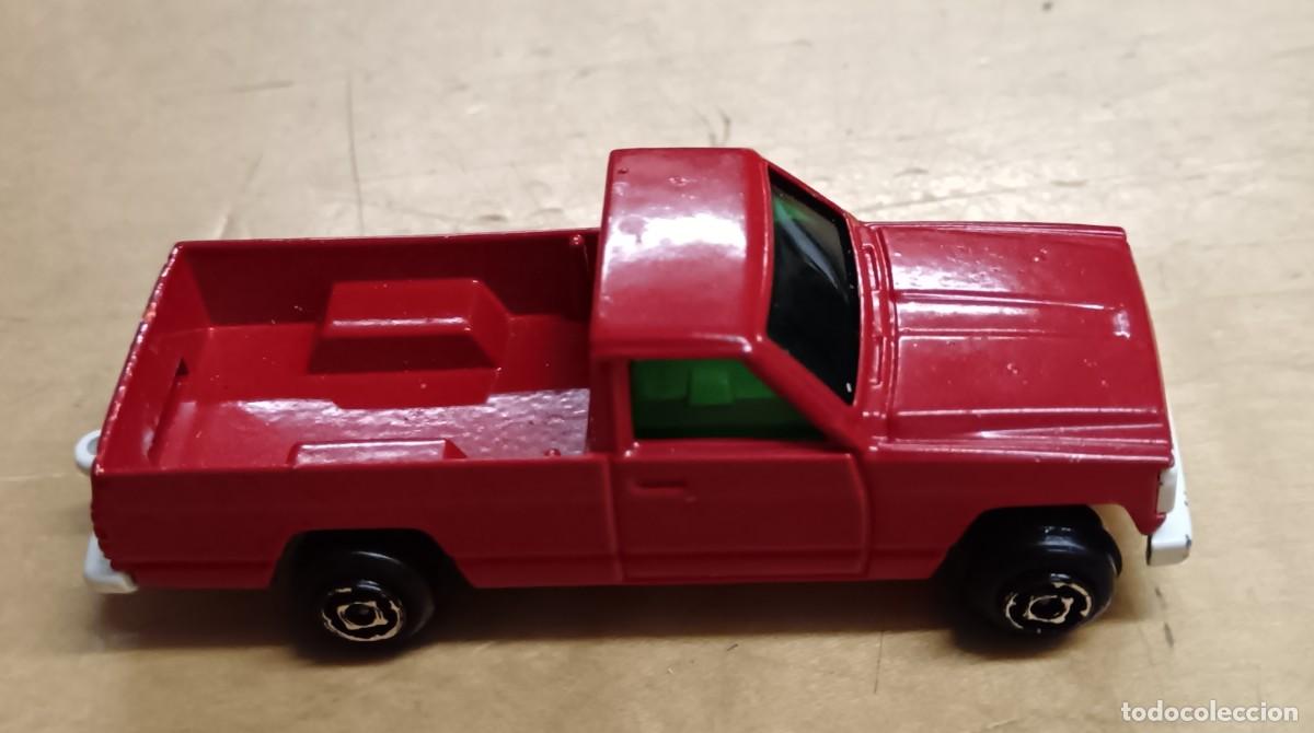 Coches a escala: DATSUN PATROL COLOR ROJO GUISVAL MADE IN SPAIN 7 CM. LARGO