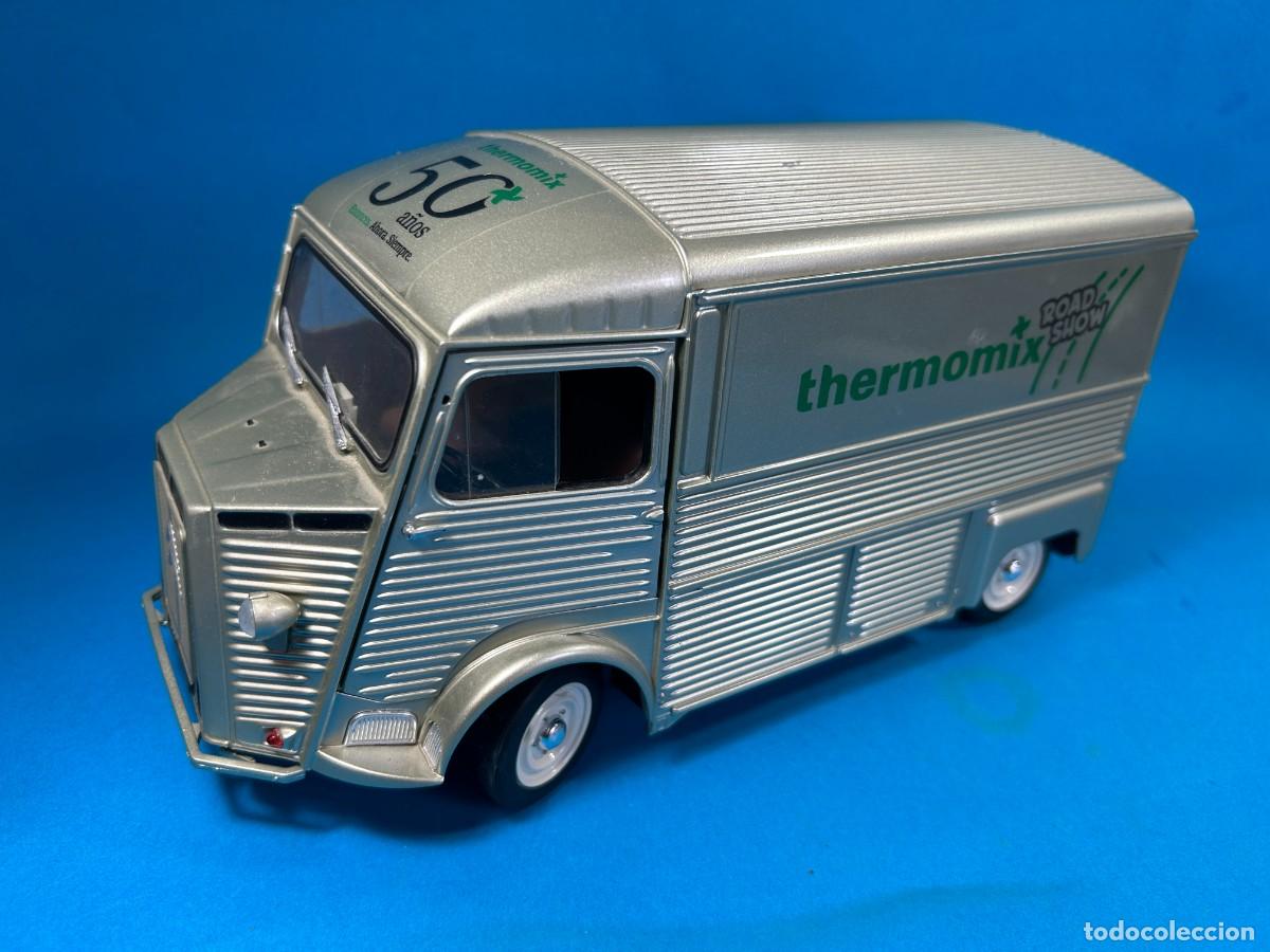 Coches a escala: Furgoneta Citroen HY 1969 de Solido 1/18 Thermomix 50 a&ntilde;os Road Show