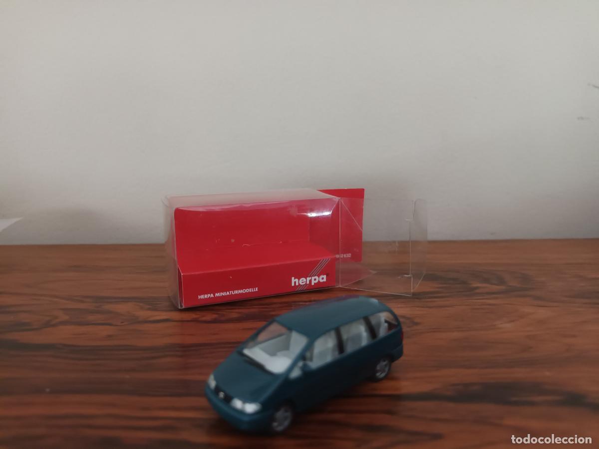 Coches a escala: COCHE SEAT ALHAMBRA. HERPA GERMANY