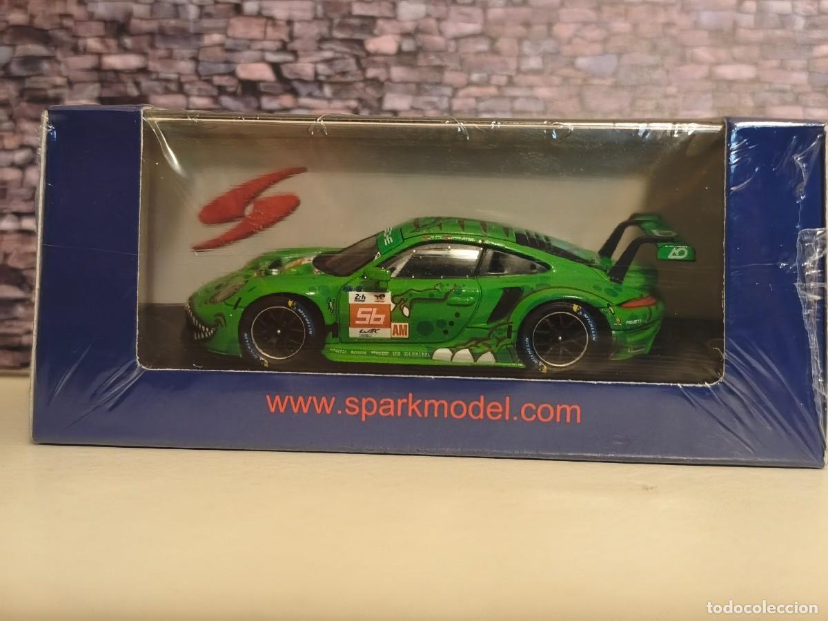 Coches a escala: WEC. Porsche 911 RSR (992) &rdquo;Rexy&rdquo;. 24h Le Mans 2023. Spark 1/64. Leer bien descripci&oacute;n