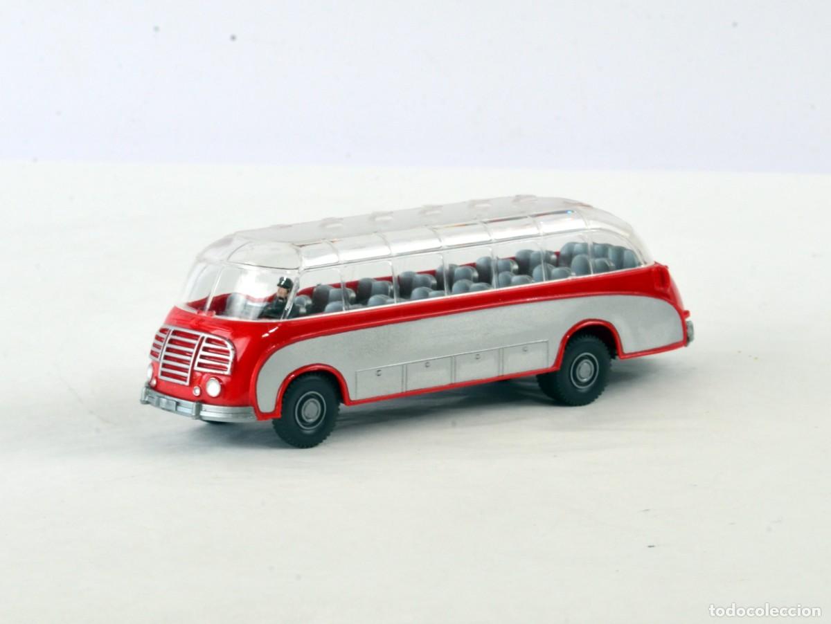 Coches a escala: Wiking Escala 1:87 Autocar Setra S8 Rojo Impecable