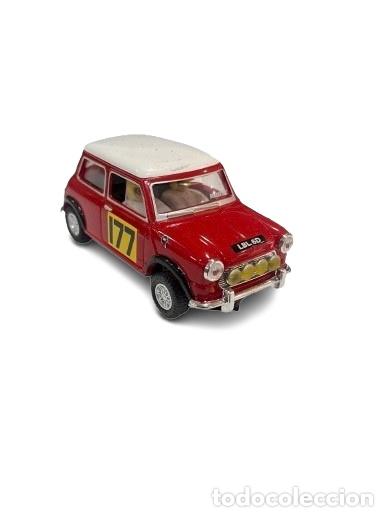 Coches a escala: Cl&aacute;sico Coche de Carreras de Juguete - Modelo 177