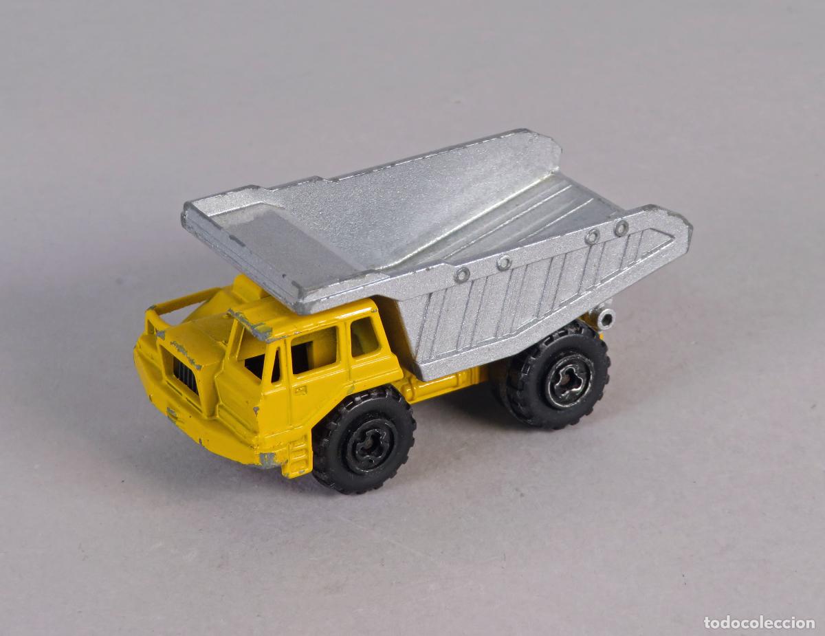 Coches a escala: Cami&oacute;n Benne Carriere Majorette 1/63 Volquete