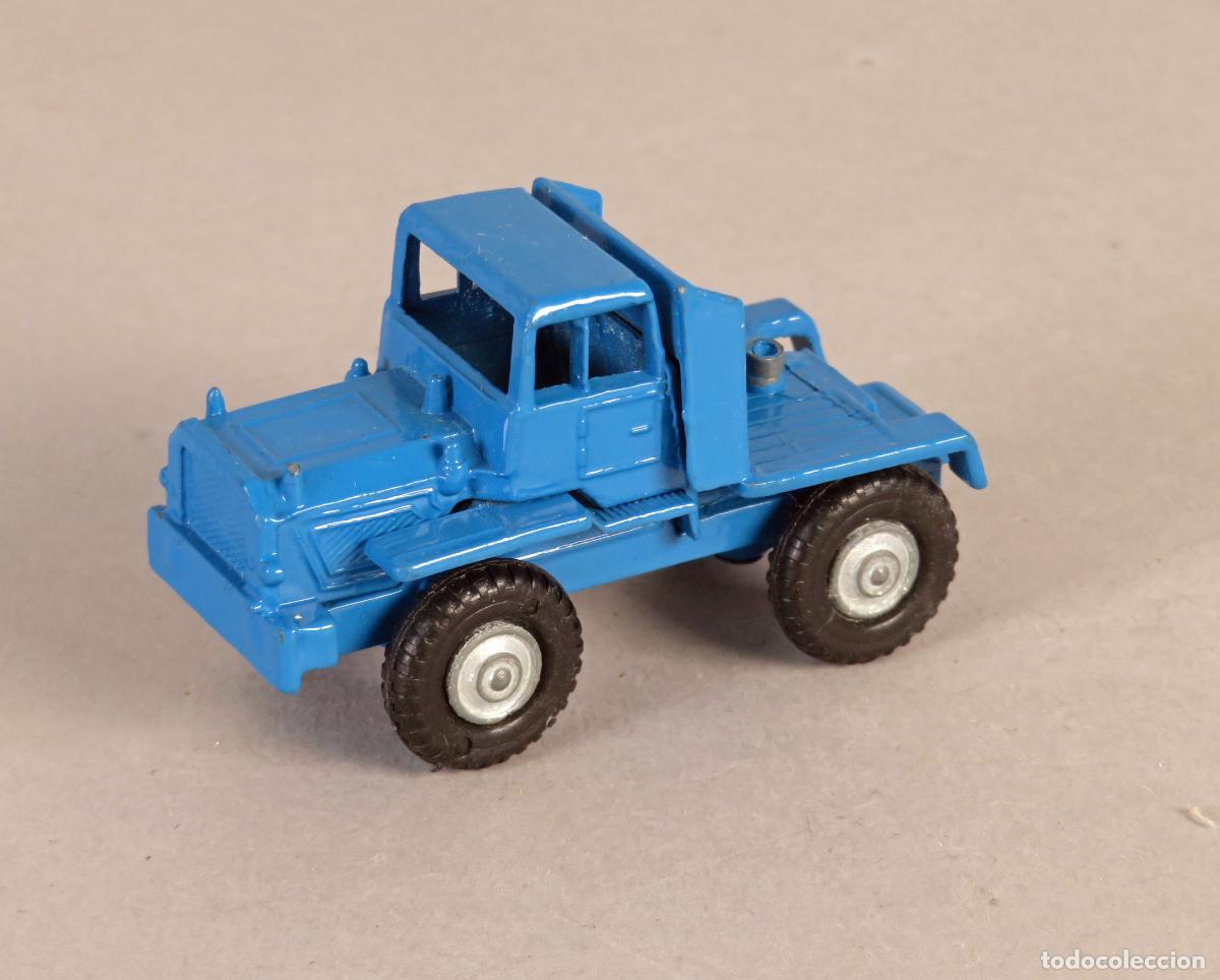 Coches a escala: Cabeza cami&oacute;n transporte Hatra Guisval 1/64 a&ntilde;os 80