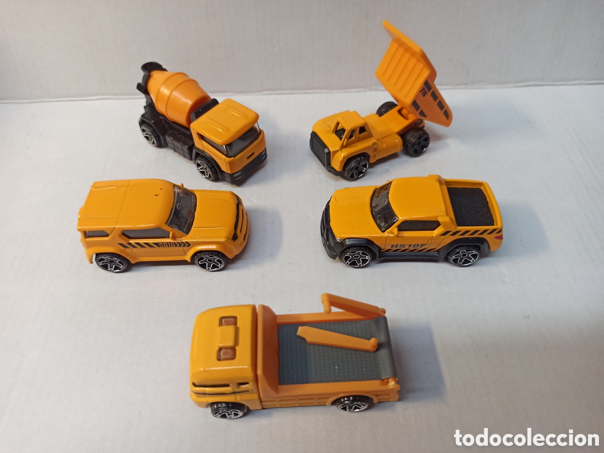 Coches a escala: Lote veh&iacute;culos construcci&oacute;n