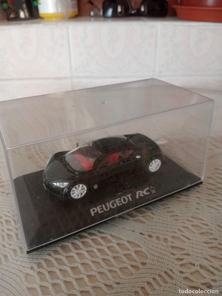 Auto in scala: Coche colecci&oacute;n Peugeot RC