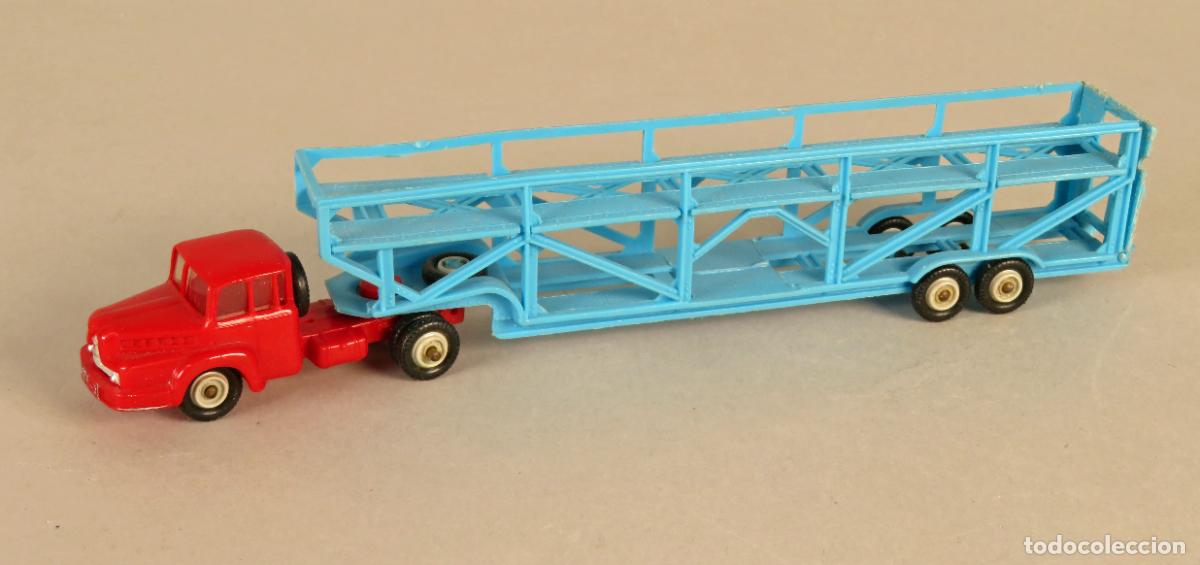 Coches a escala: Cami&oacute;n UNIC portacoches Norev Transport voitures 1/86 France