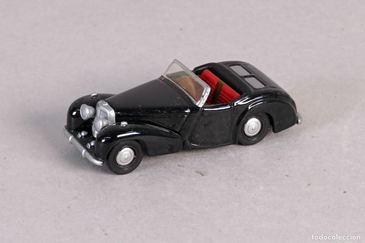 Coches a escala: Triumph Roadster EFE 1/76 Made in England a&ntilde;os 90