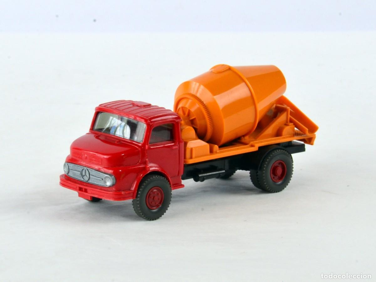Coches a escala: Wiking Escala 1:87 H0 Antiguo Cam&iacute;on Hormigonera Mercedes Benz L1413 1969 - 73