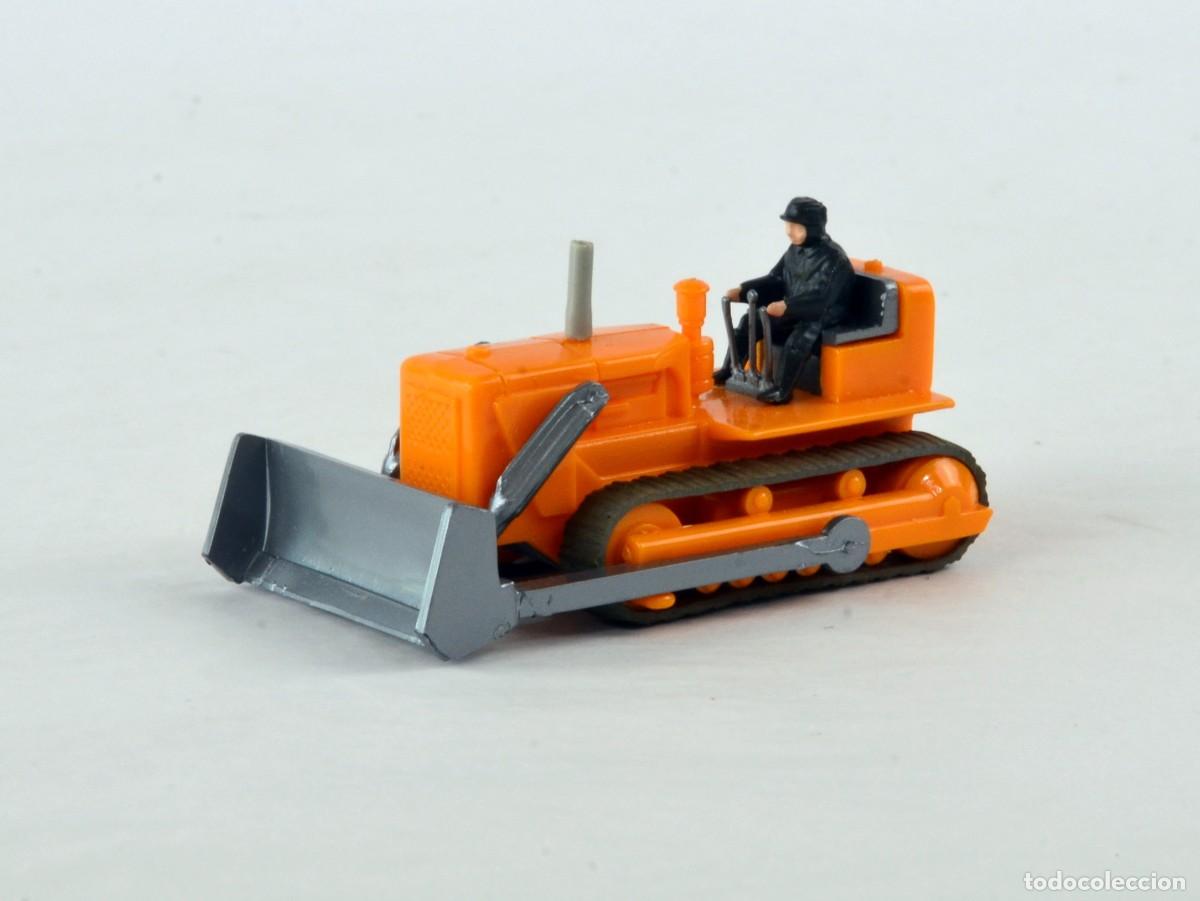 Coches a escala: Wiking Escala 1:87 H0 Antigua Niveladora con Conductor 1959 - 77