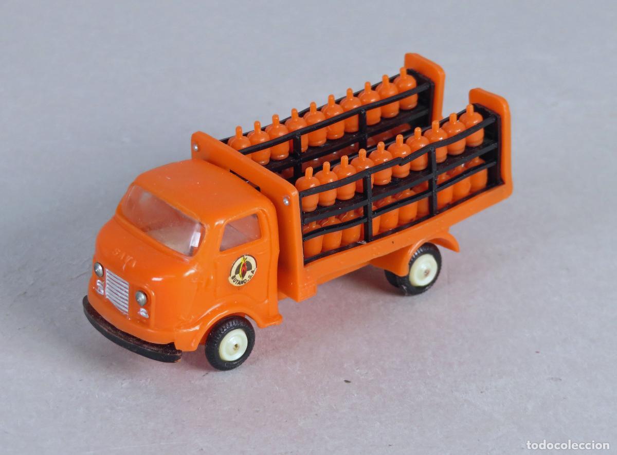 Coches a escala: Cami&oacute;n Sava Butano Anguplas Mini Cars n&ordm; 66 Made in Spain 1/86 a&ntilde;os 50