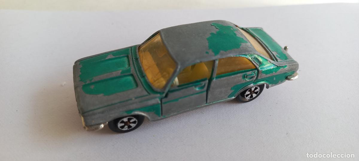 Coches a escala: Majorette Chrysler 180 modelo n&ordm; 208, escala 1:60. Coche miniatura.