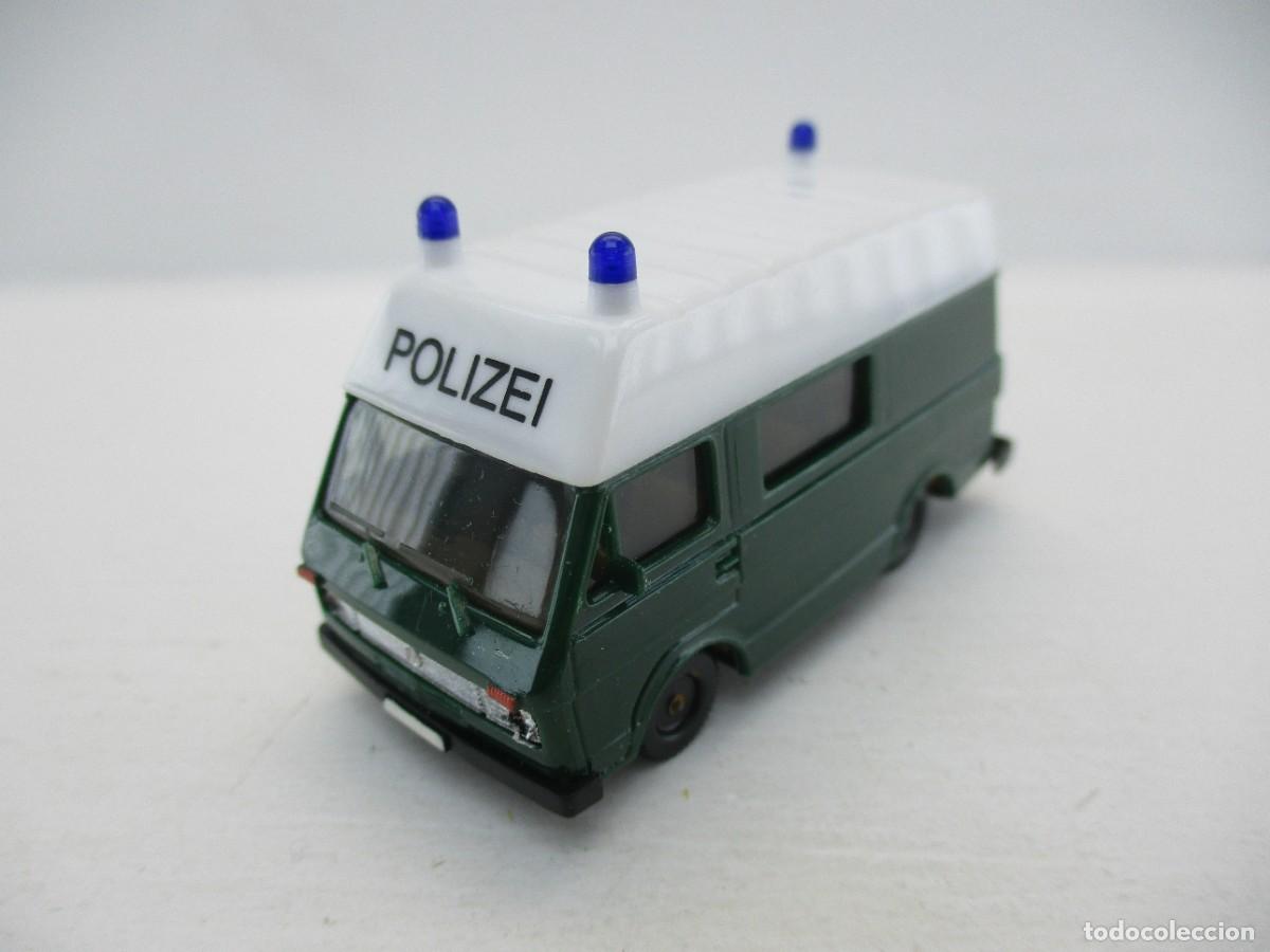 Coches a escala: COCHE ESCALA 1:87 REF B14 - Foto 1