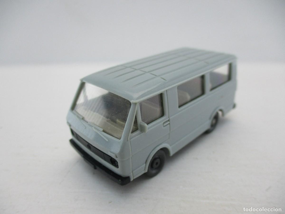 Coches a escala: COCHE ESCALA 1:87 REF B14 - Foto 1
