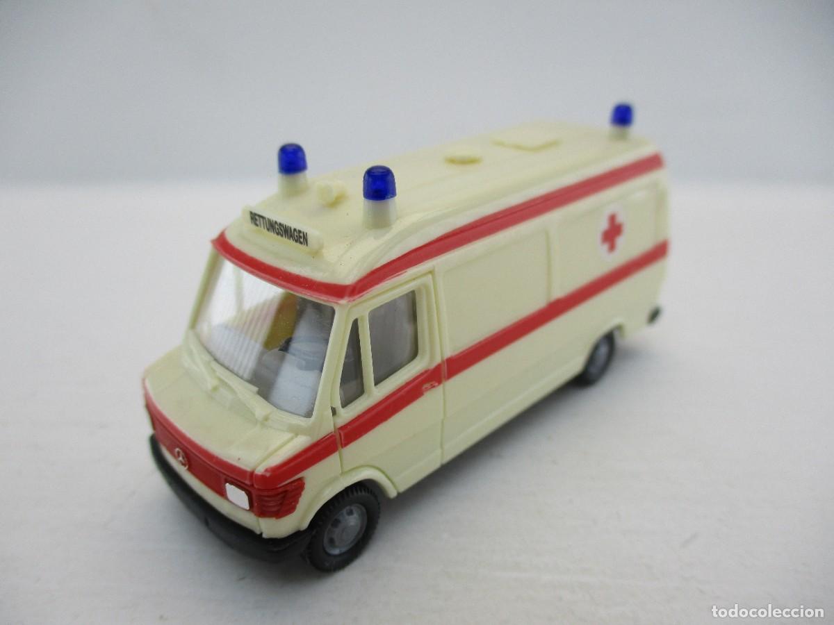 Coches a escala: COCHE ESCALA 1:87 REF B14 - Foto 1