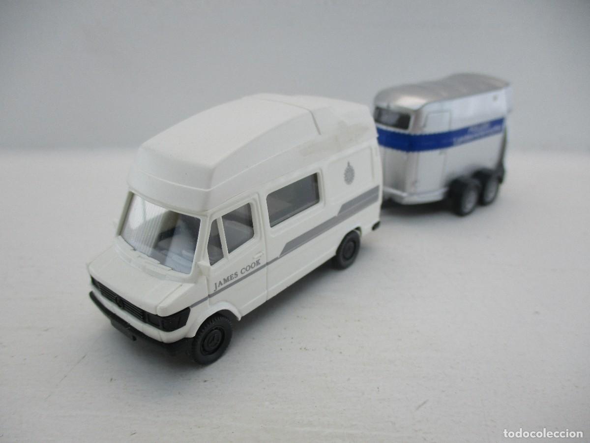 Auto in scala: COCHE ESCALA 1:87 REF B14