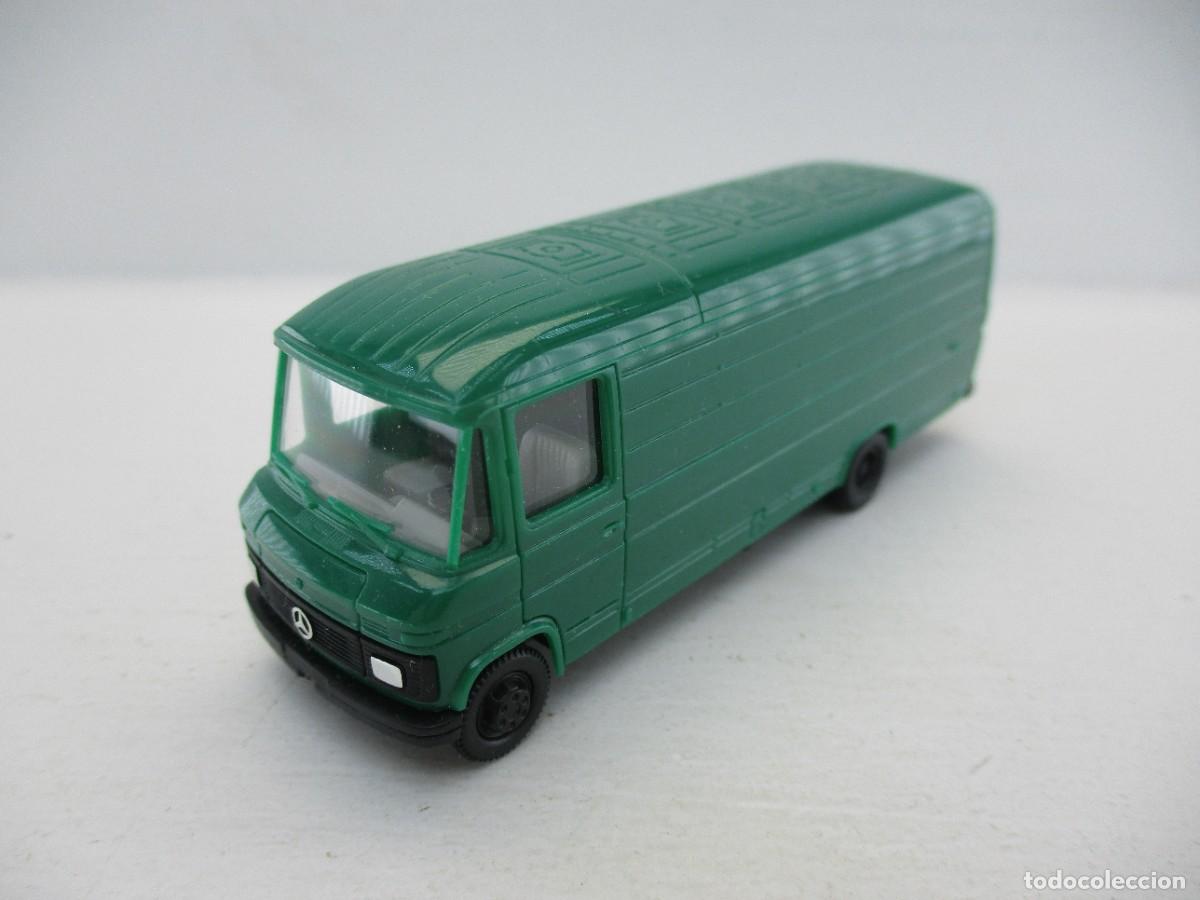 Auto in scala: COCHE ESCALA 1:87 REF NH