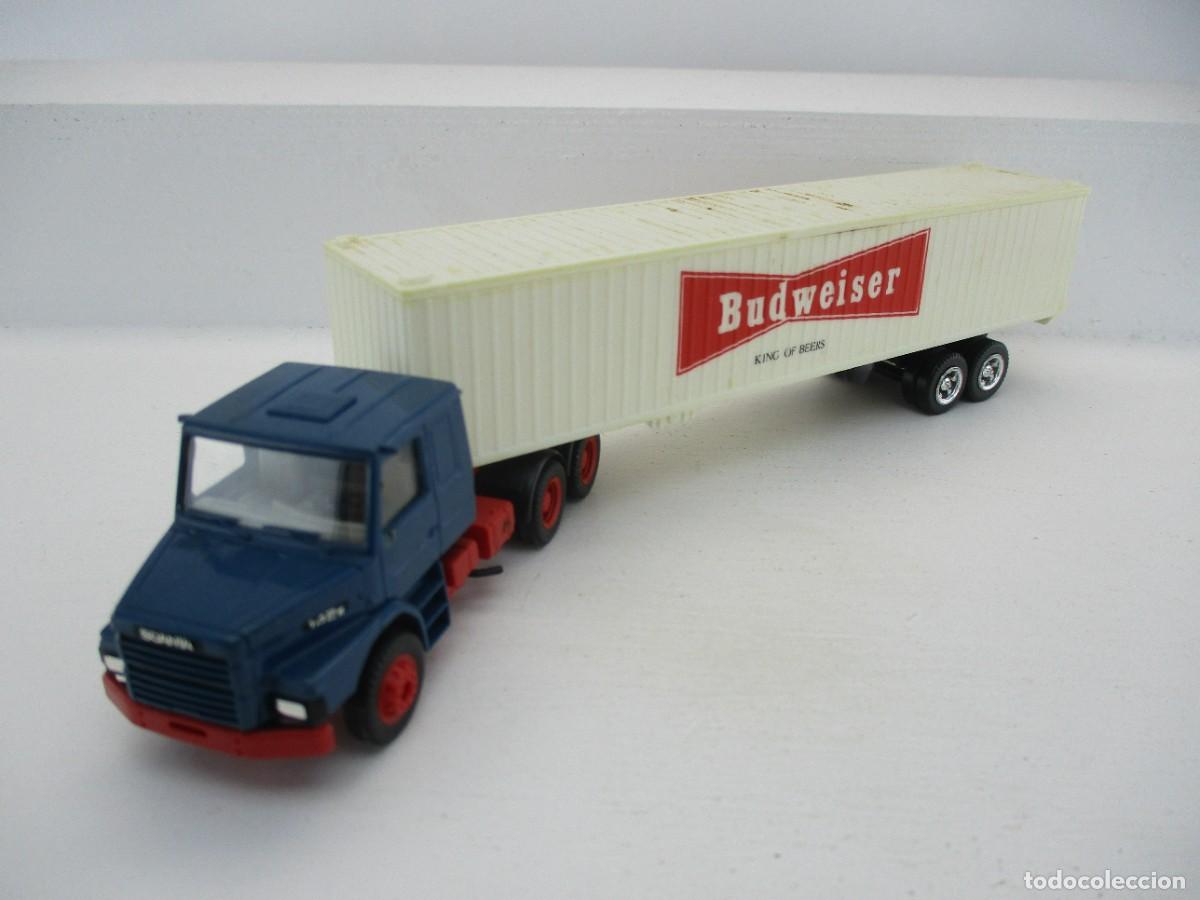 Auto in scala: CAMION HERPA 1:87 REF B20