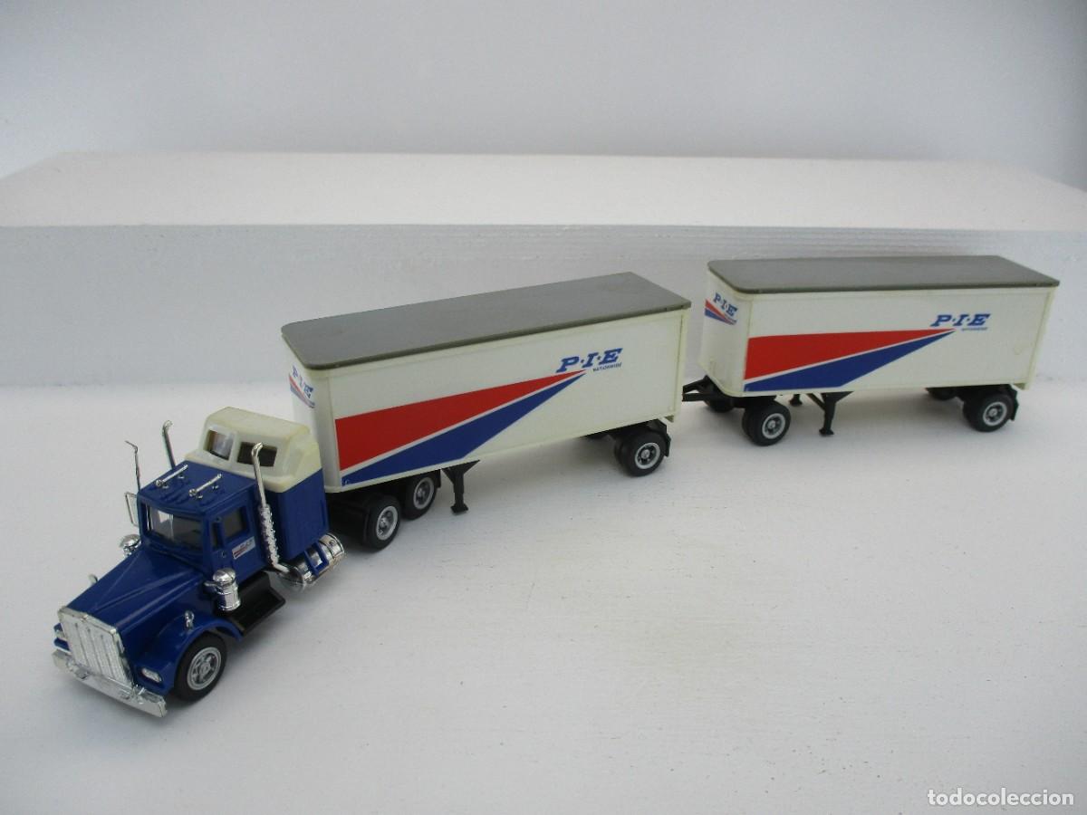 Auto in scala: CAMION HERPA 1:87 REF B20