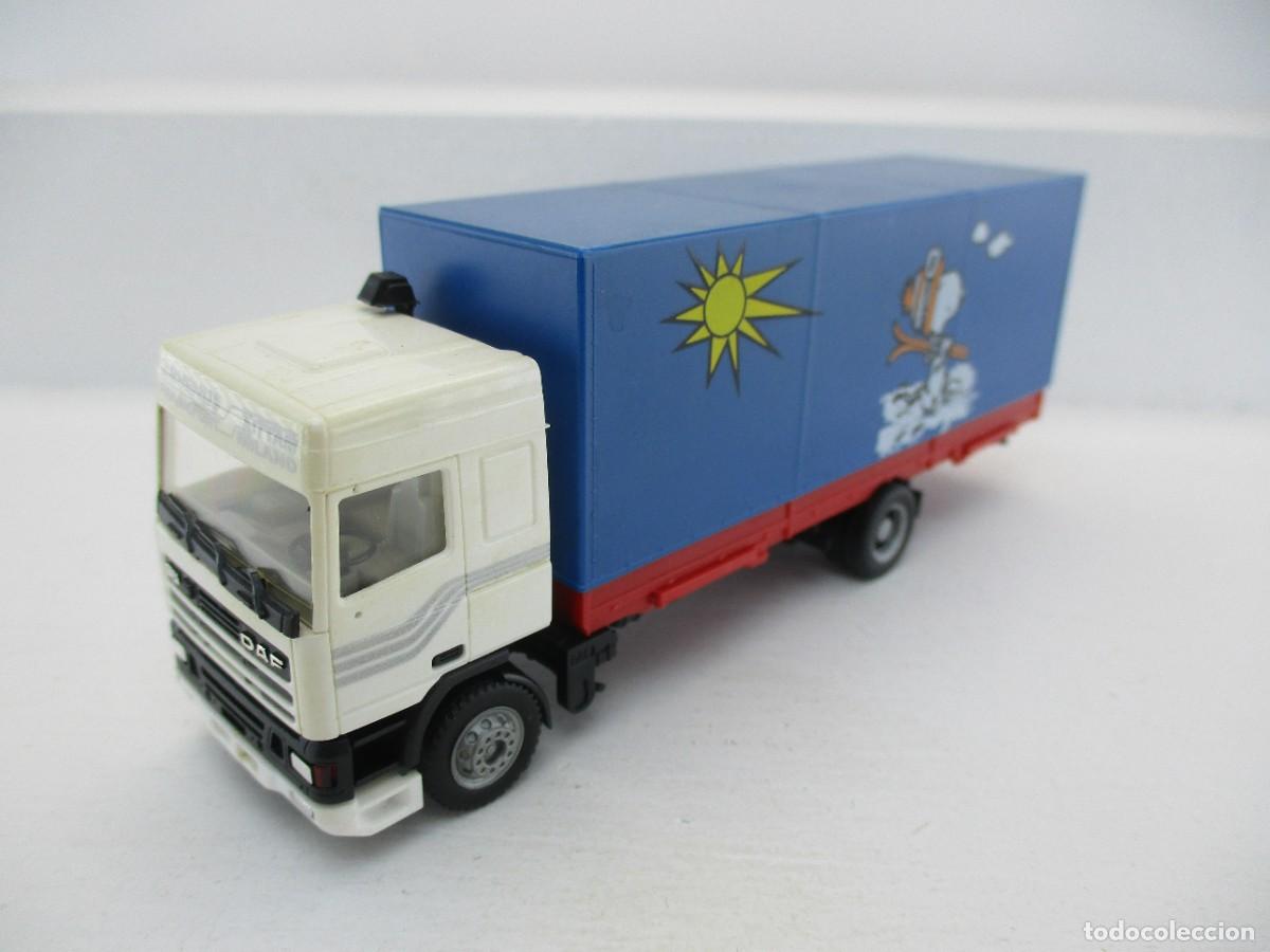 Auto in scala: CAMION HERPA 1:87 REF B20