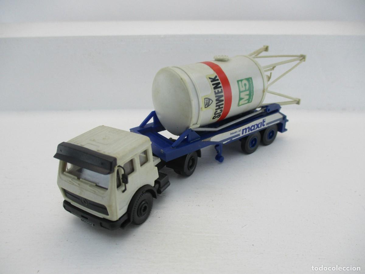 Coches a escala: CAMION ESCALA 1:87 REF C-9
