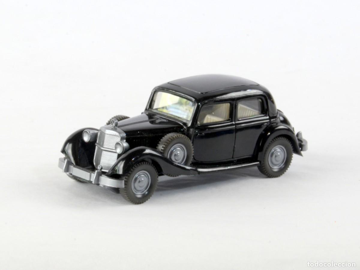 Coches a escala: Wiking Escala 1:87 H0 Mercedes Benz 260D Negro