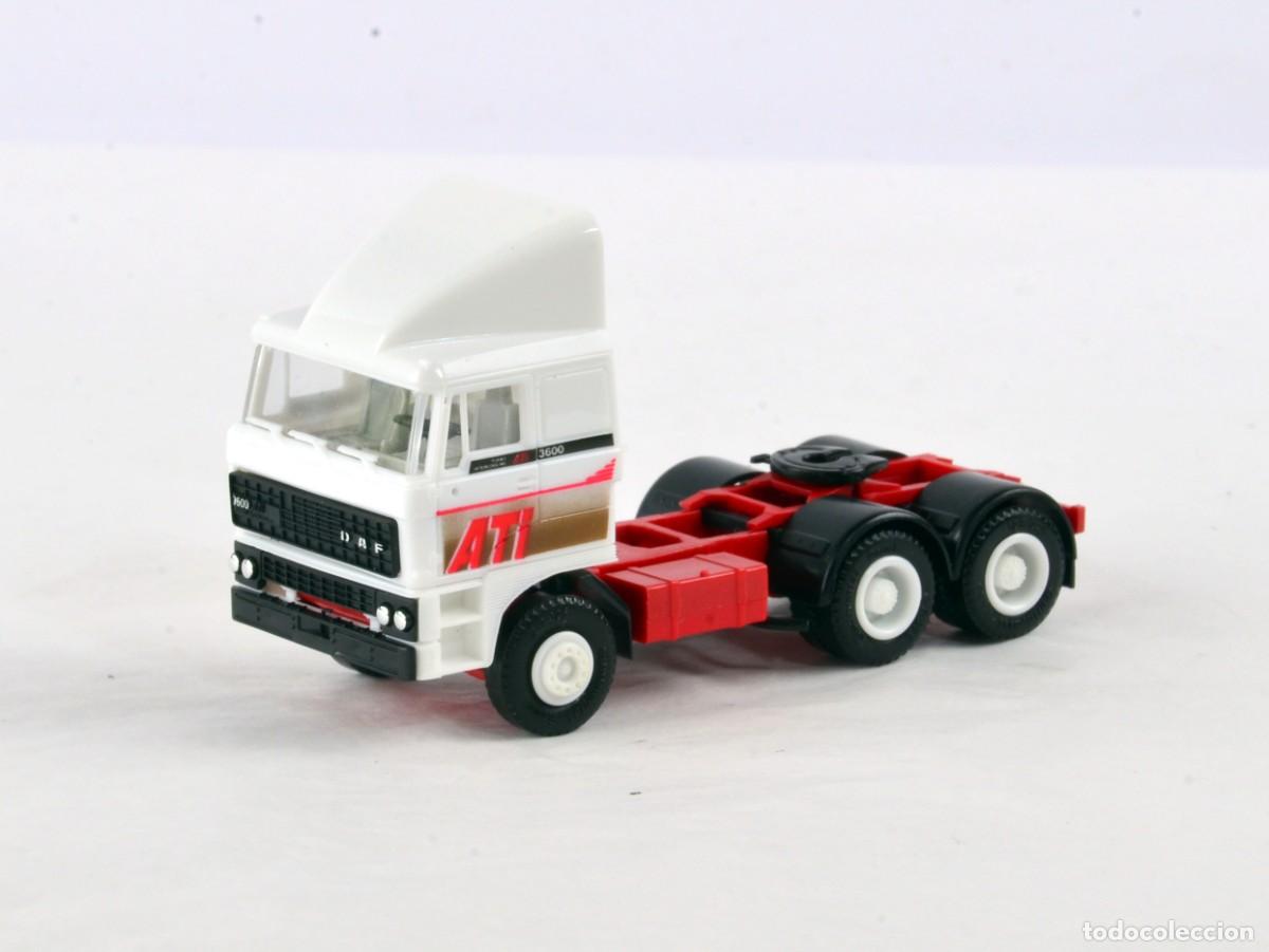 Coches a escala: Herpa Escala 1:87 H0 Cabeza Tractora DAF 3600ATi Impecable con Caja