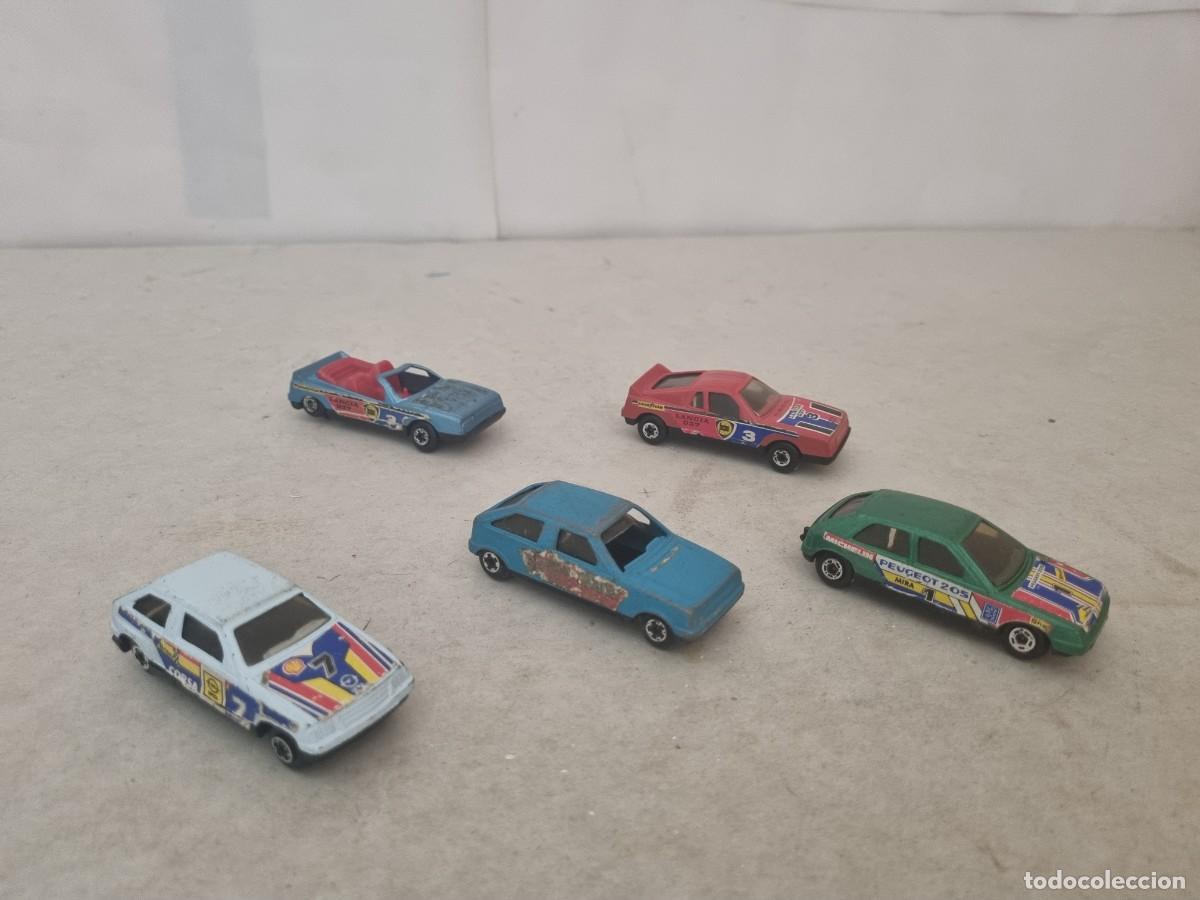 Coches a escala: Lote de 5 veh&iacute;culos Mira escala 1:44