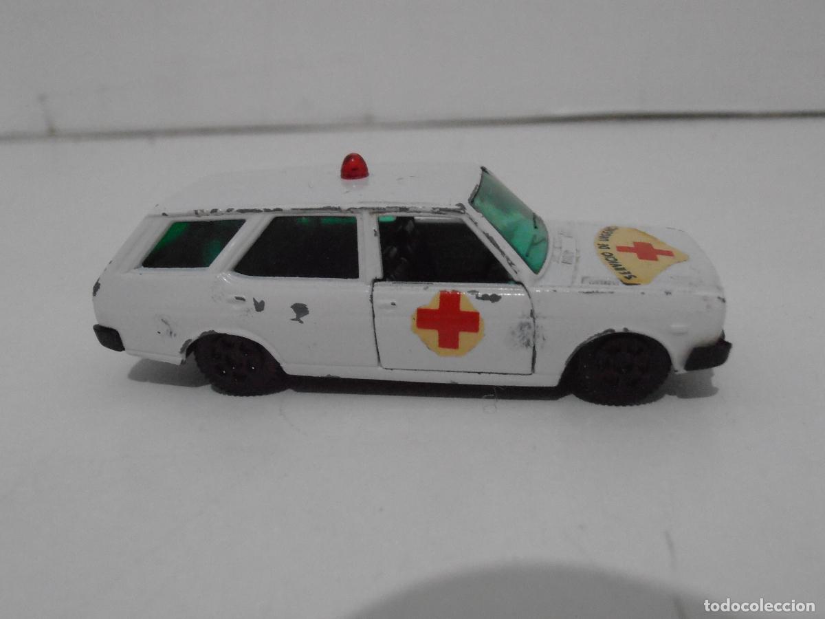 Coches a escala: COCHE PILEN SEAT 131 FAMILIAR 1/64, SERVICIO DE URGENCIAS, MOD 800, MADE IN SPAIN