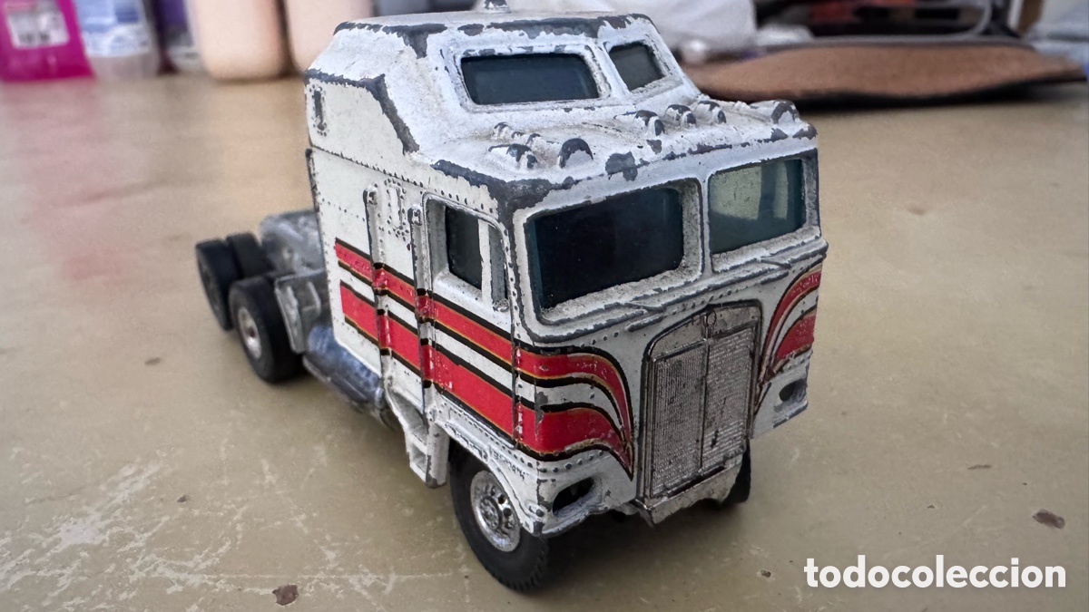 Coches a escala: KENWORTH aerodyne K100 escala 1:64