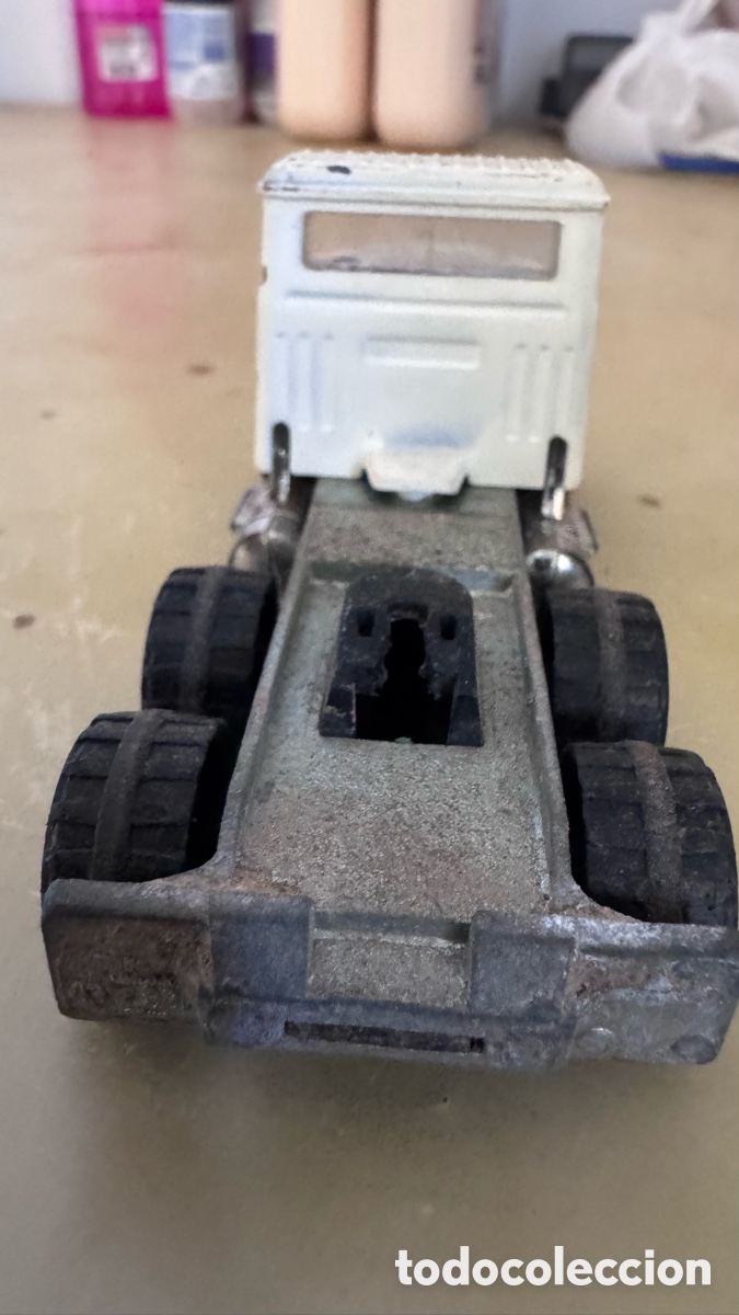 Coches a escala: Cabeza tractora Majorette 1:64 - Foto 3