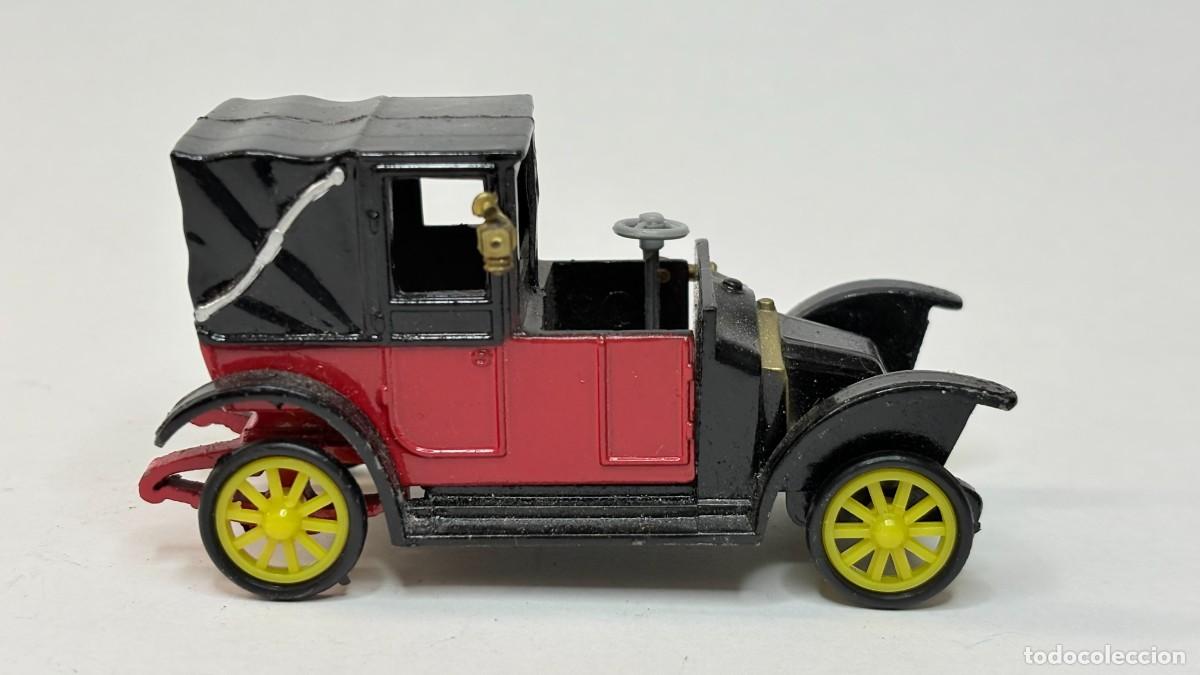 Coches a escala: COCHE RENAULT 1907 TAXI DE LA MARNE RAMI BY JMK
