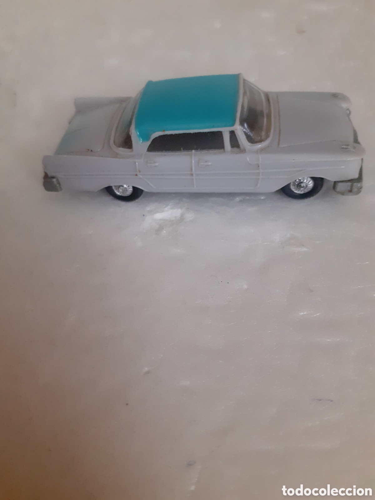 Coches a escala: EKO COCHE DE SOTO DIPLOMAT BICOLOR RARO