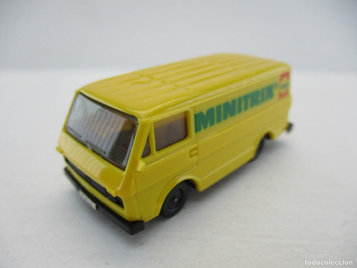 Coches a escala: COCHE ESCALA 1:87 REF B15 - Foto 1