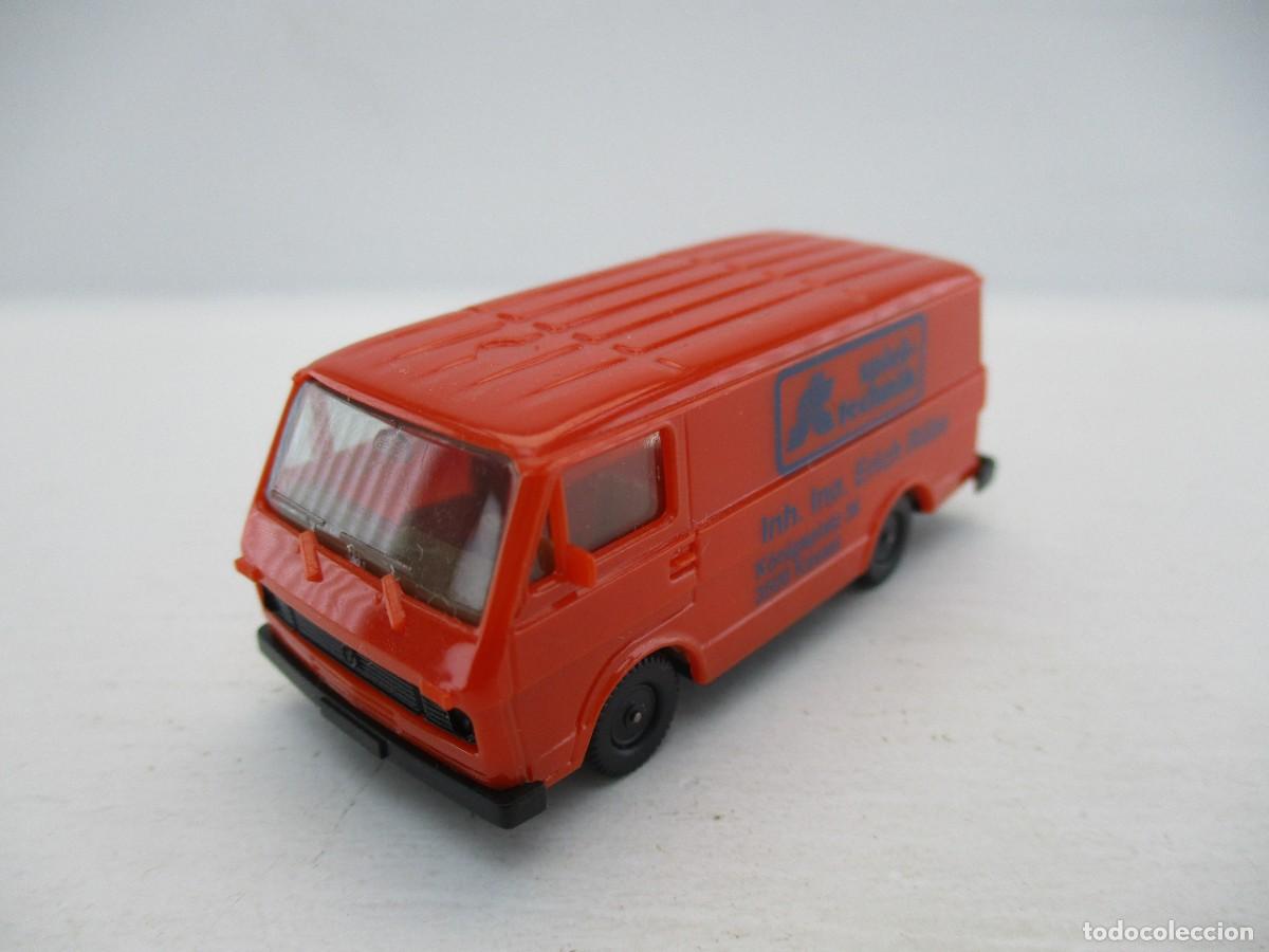 Coches a escala: COCHE ESCALA 1:87 REF B15