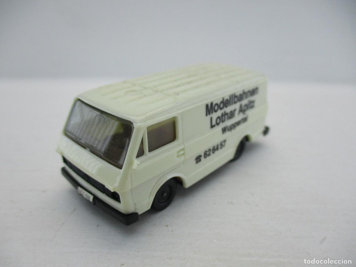 Coches a escala: COCHE ESCALA 1:87 REF B15