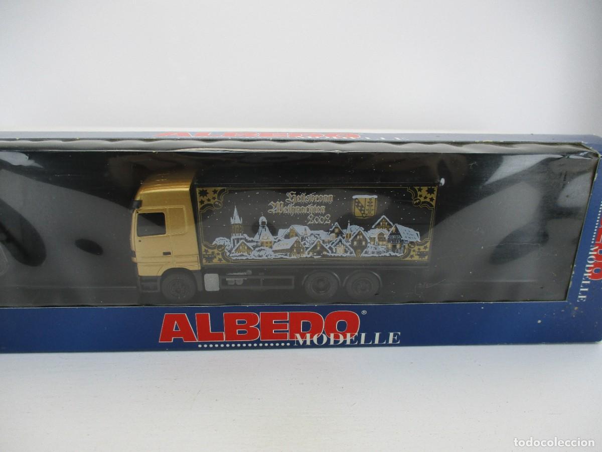 Auto in scala: CAMION HERPA 1:87 REF LIBR