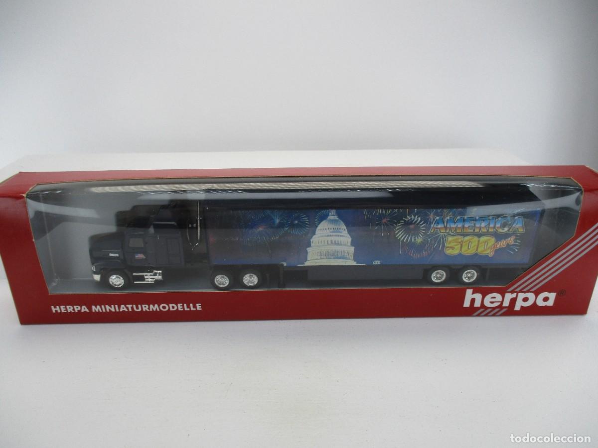Coches a escala: CAMION HERPA 1:87 REF LIBR