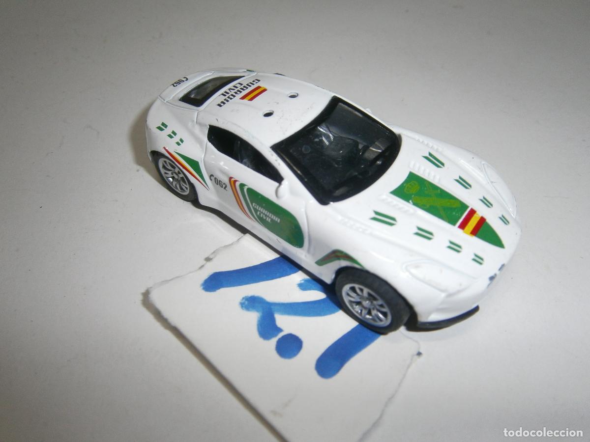 Coches a escala: COCHE DEPORTIVO GUARDIA CIVIL