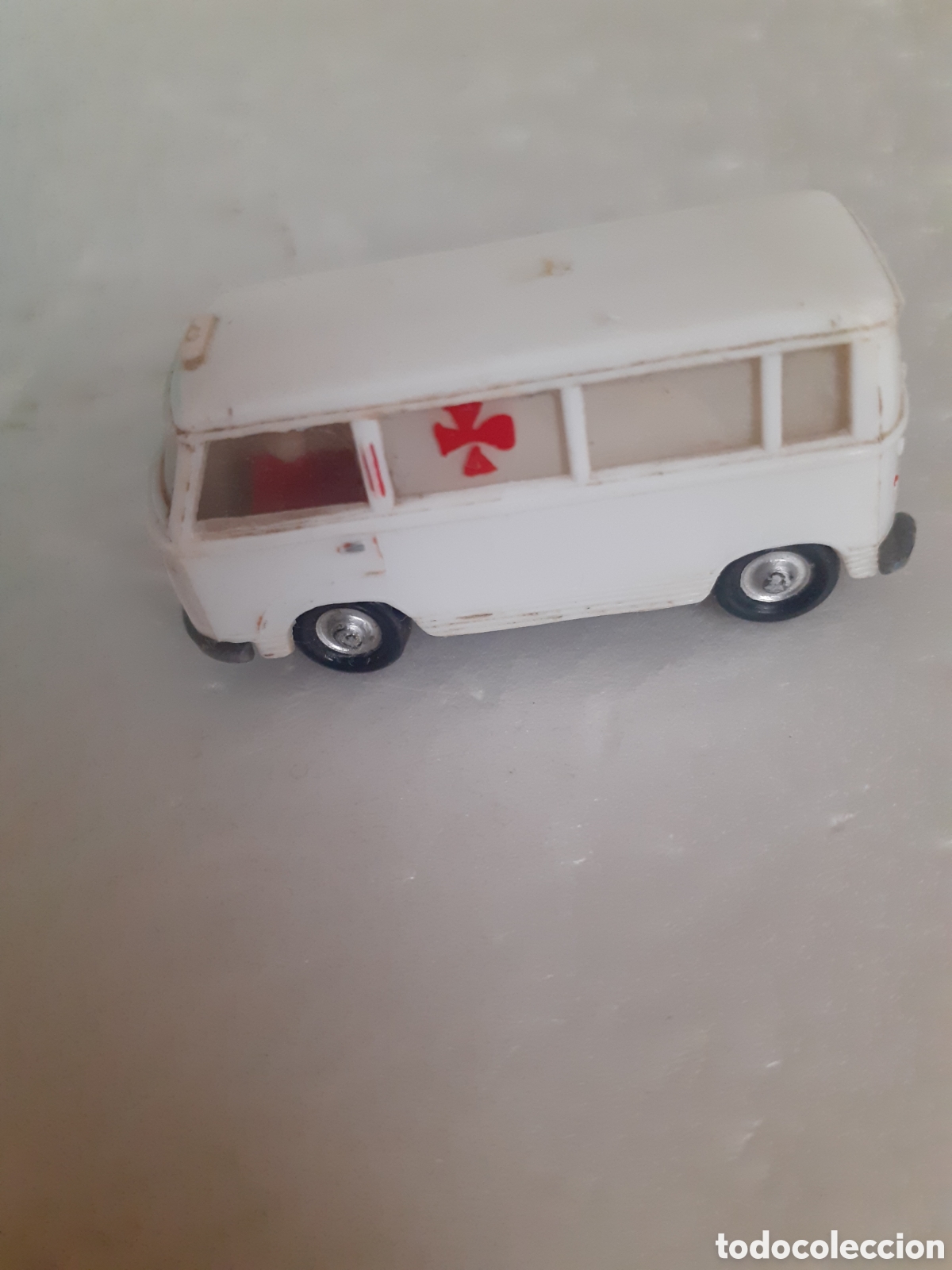 Coches a escala: EKO FURGONETA CON PERSONAJES DE CRUZ ROJA PRIMERAS SERIES