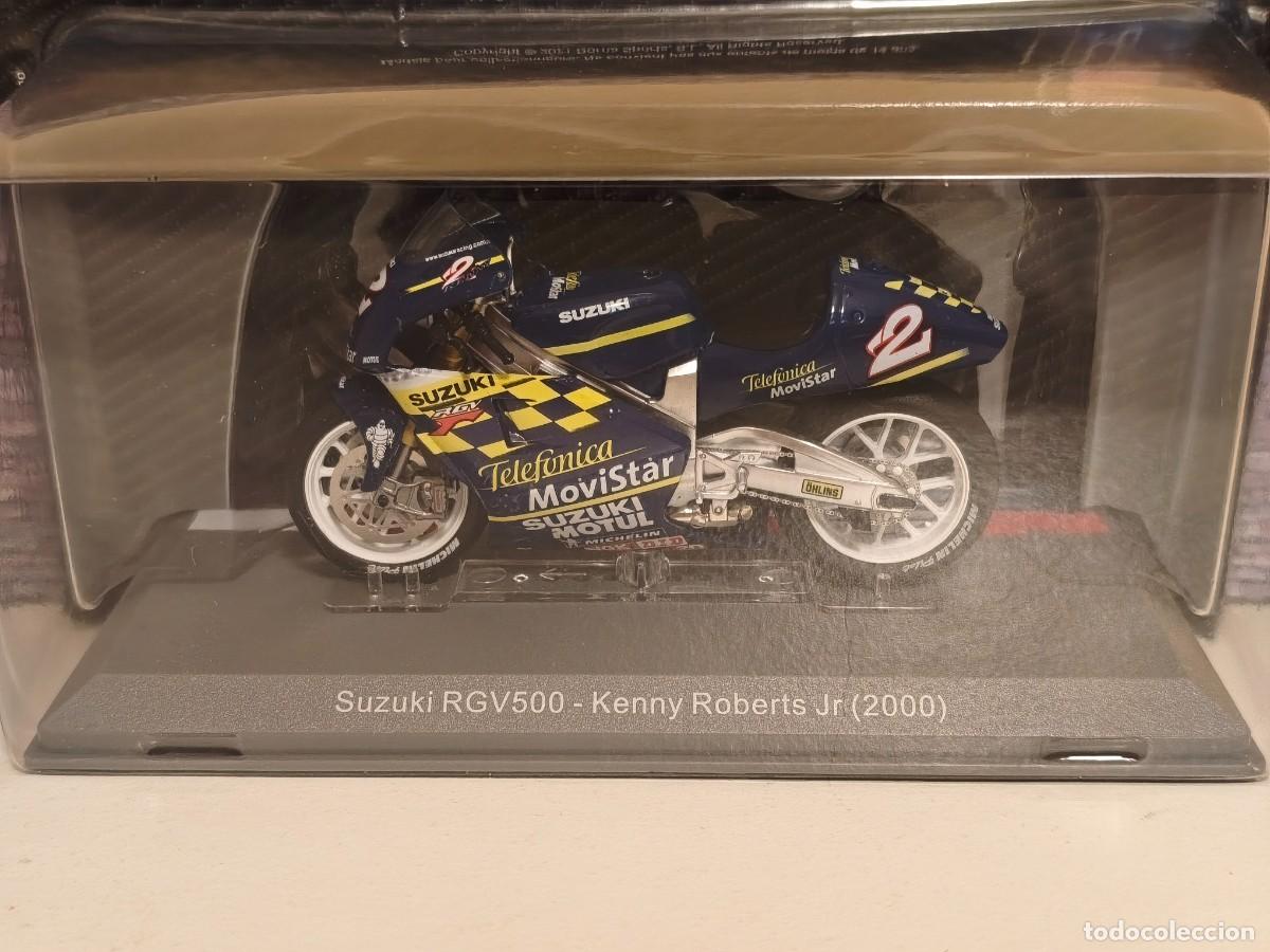 Coches a escala: Moto GP. Suzuki RGV500. K. Roberts Jr. 2000. Escala 1/18. Leer bien descripci&oacute;n